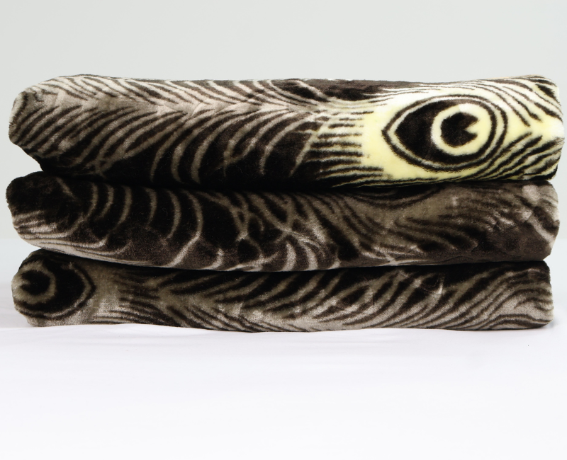 Golden Peacock 1Ply Premium Mink Blanket - Queen - Image 2